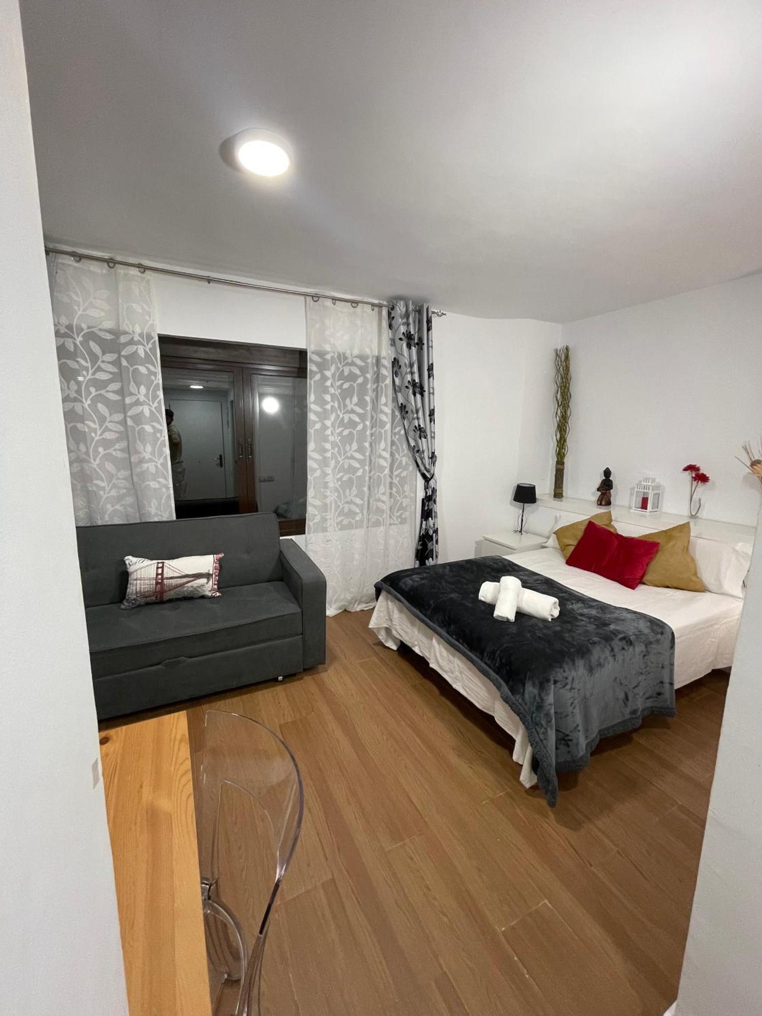 Resitur Luxury Suit 6 Séville Extérieur photo