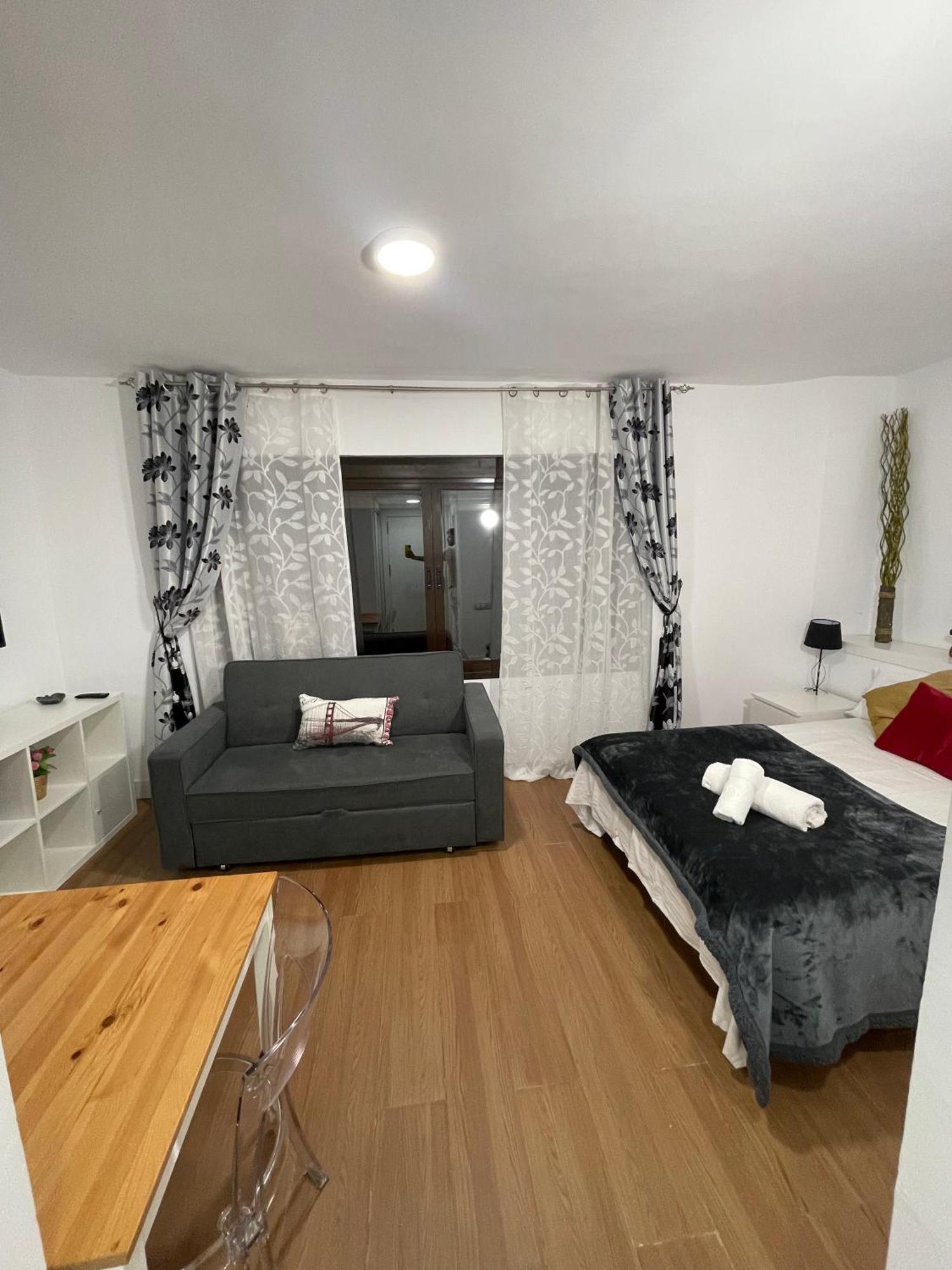 Resitur Luxury Suit 6 Séville Extérieur photo